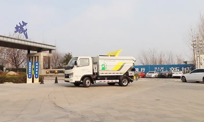 新能源后裝式垃圾車：高效清運(yùn)與綠色環(huán)保的優(yōu)選方案